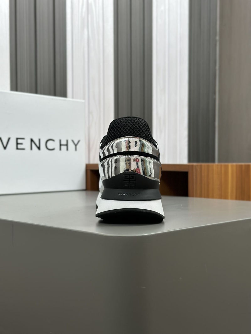 Givenchy Sneakers